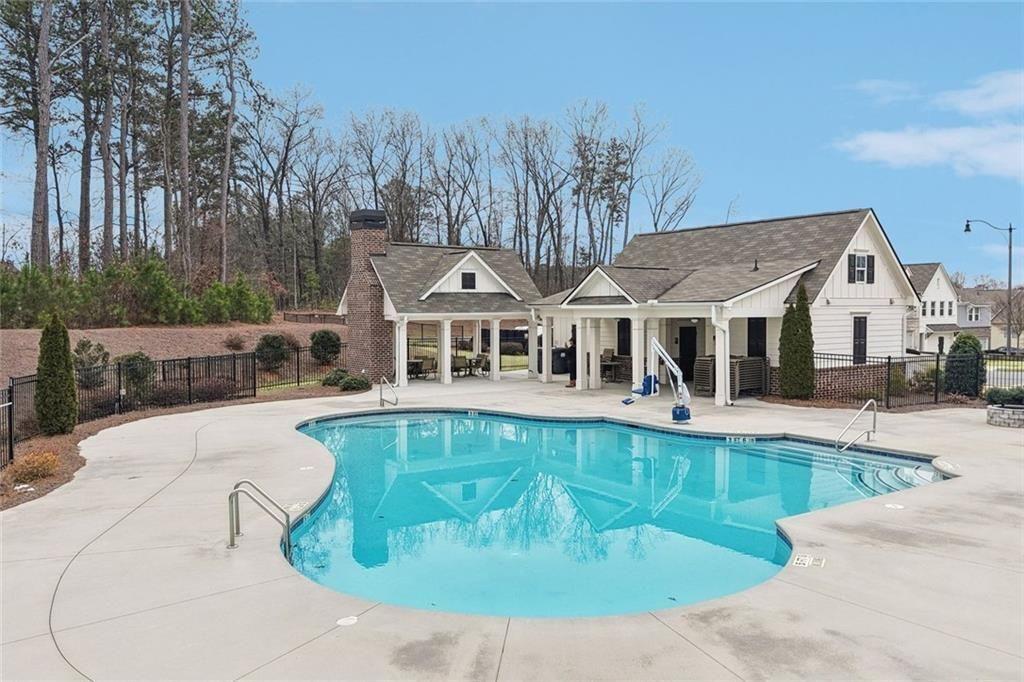 2995 EDGEMONT Lane SW