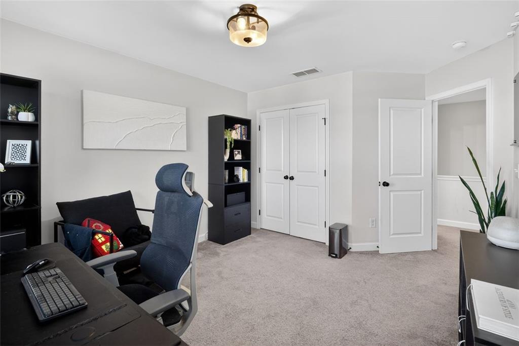 2995 EDGEMONT Lane SW