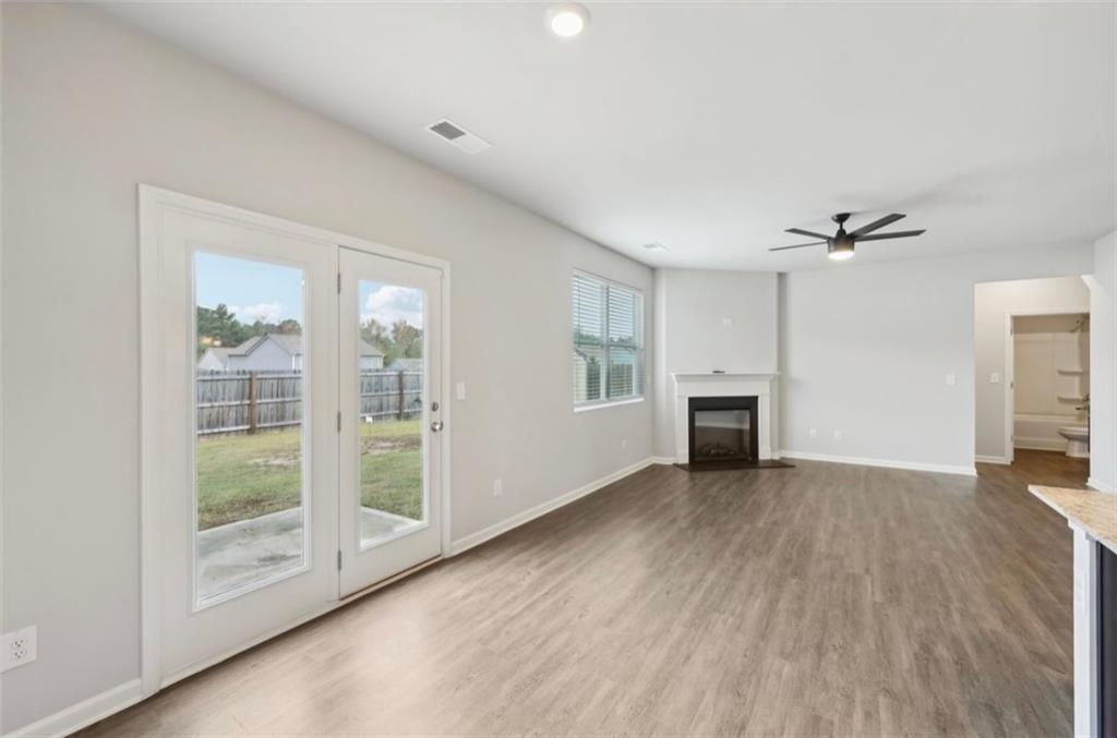 6637 BLUFFVIEW Drive