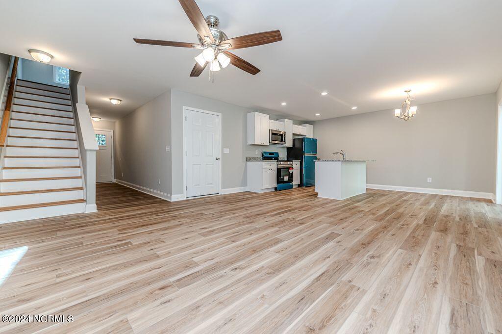721 Crabapple Lane