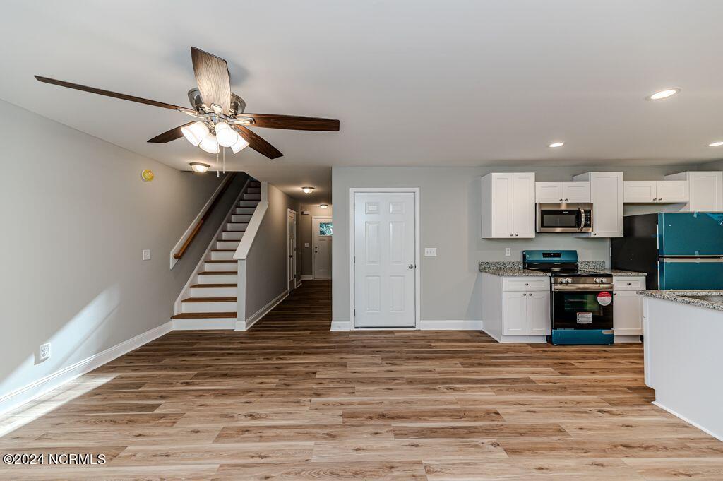 721 Crabapple Lane