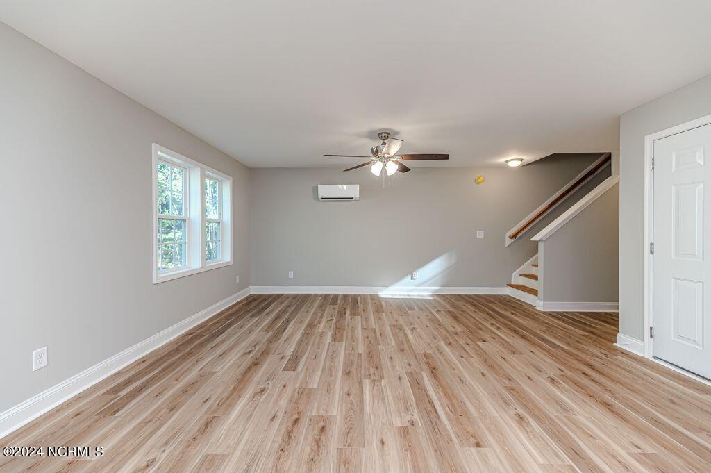 721 Crabapple Lane