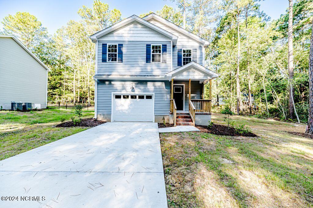 721 Crabapple Lane