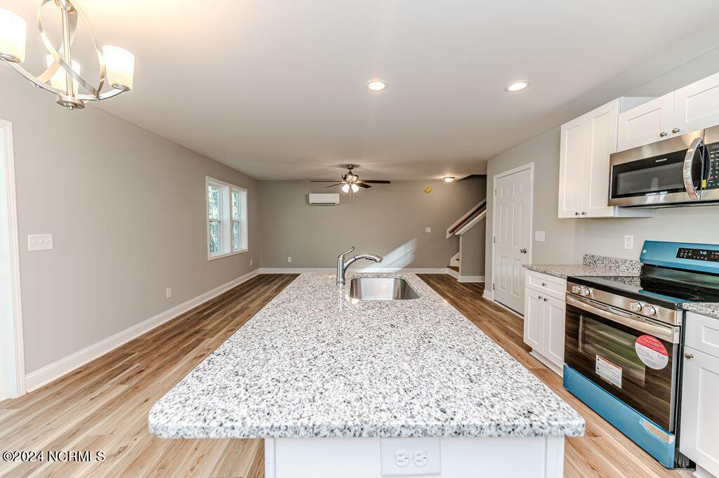 721 Crabapple Lane