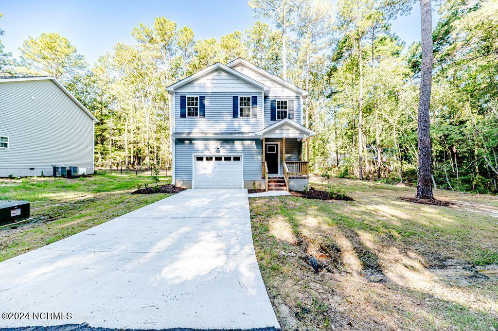 721 Crabapple Lane