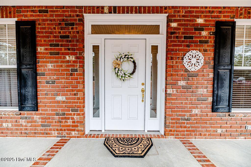17 Meyer Court