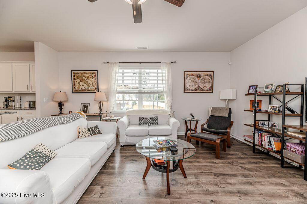 430 Apricot Lane