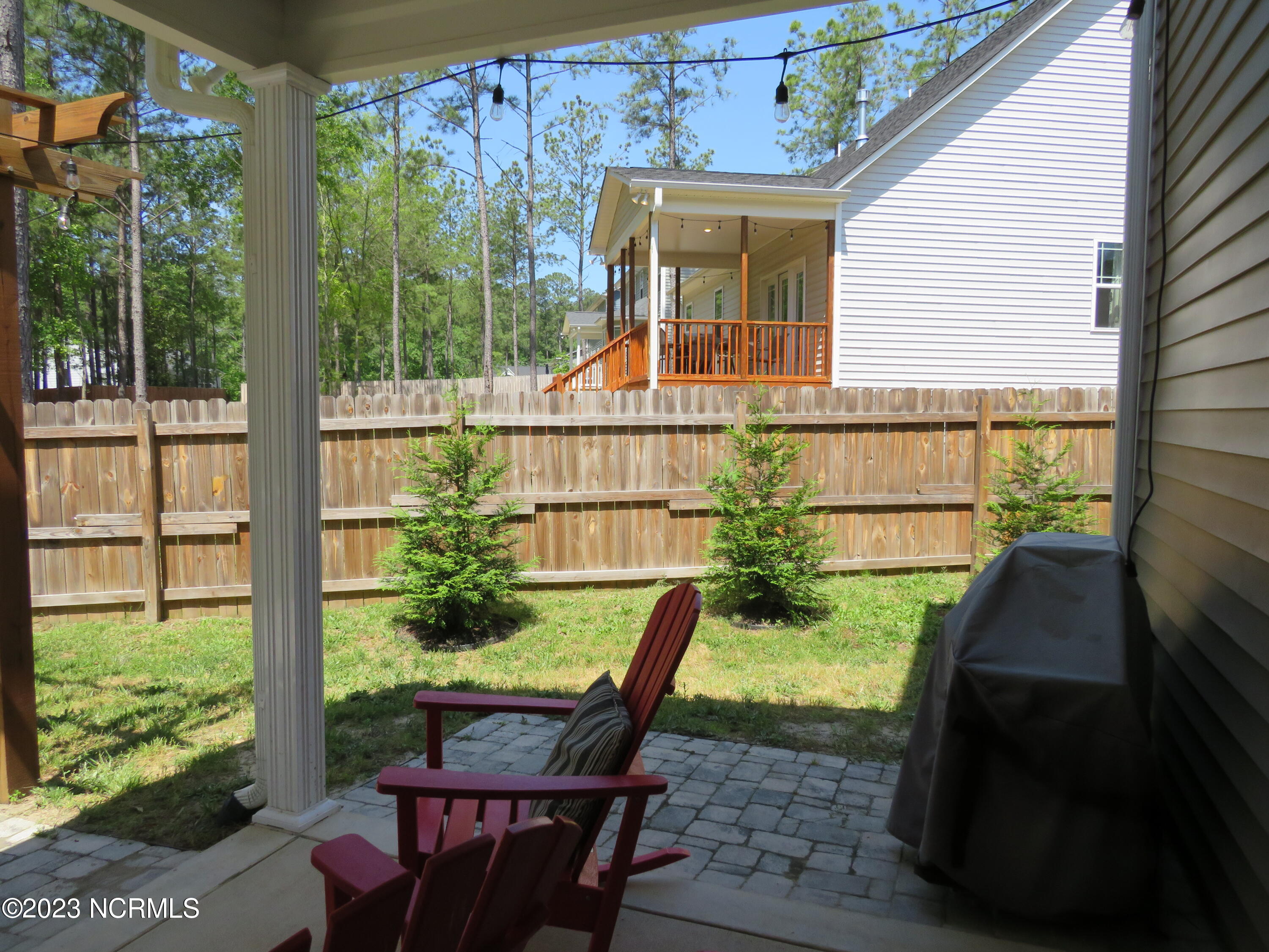 425 Palisades Drive