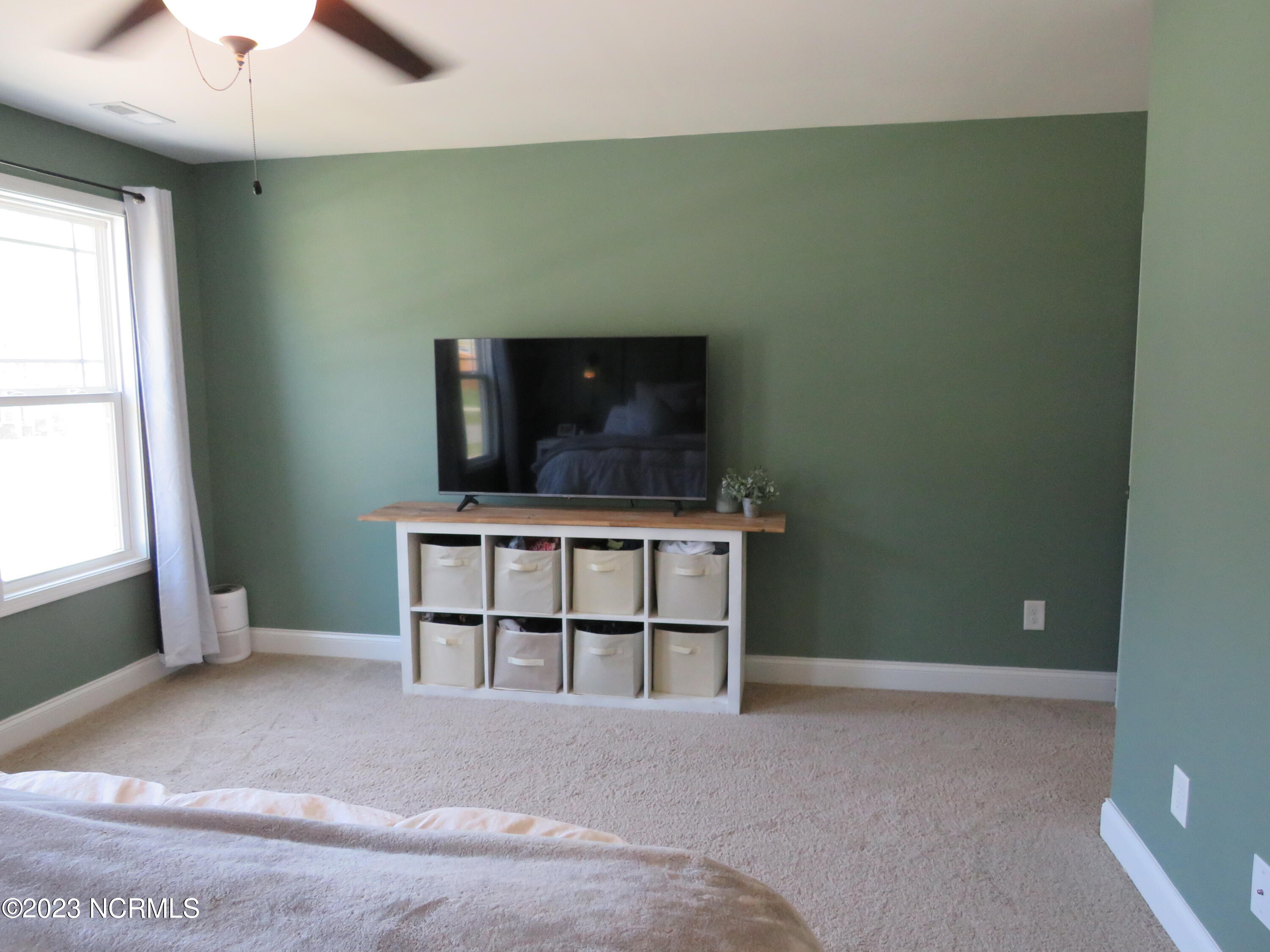 425 Palisades Drive