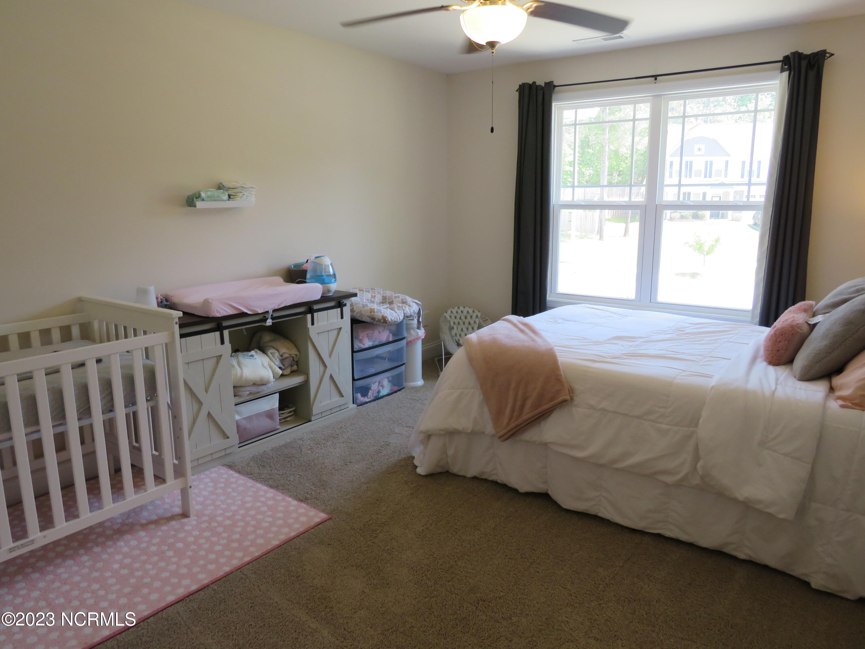 425 Palisades Drive