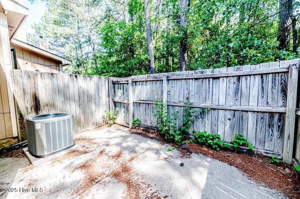 1252 N Forest Drive