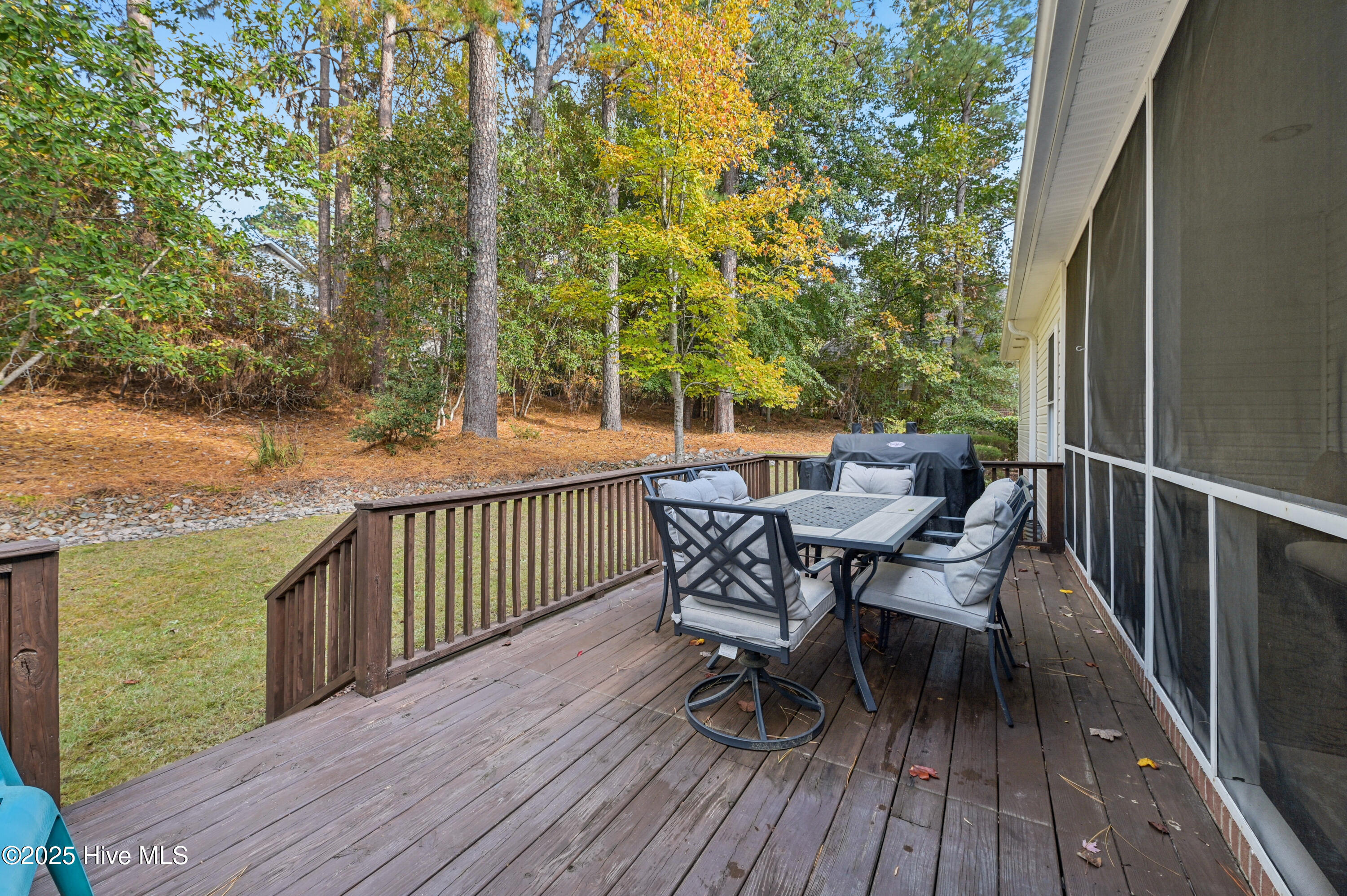 30 Kingswood Circle