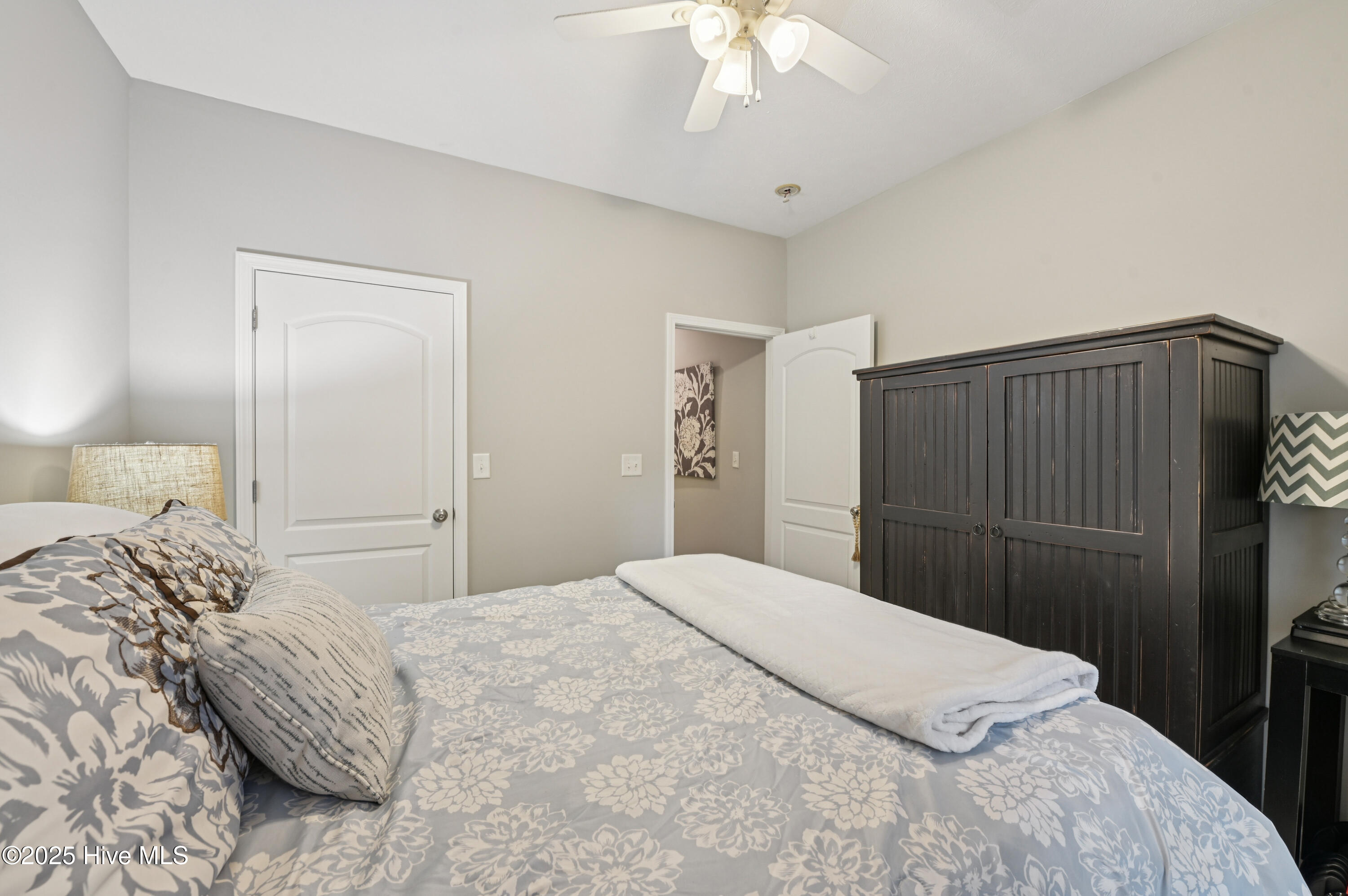 30 Kingswood Circle