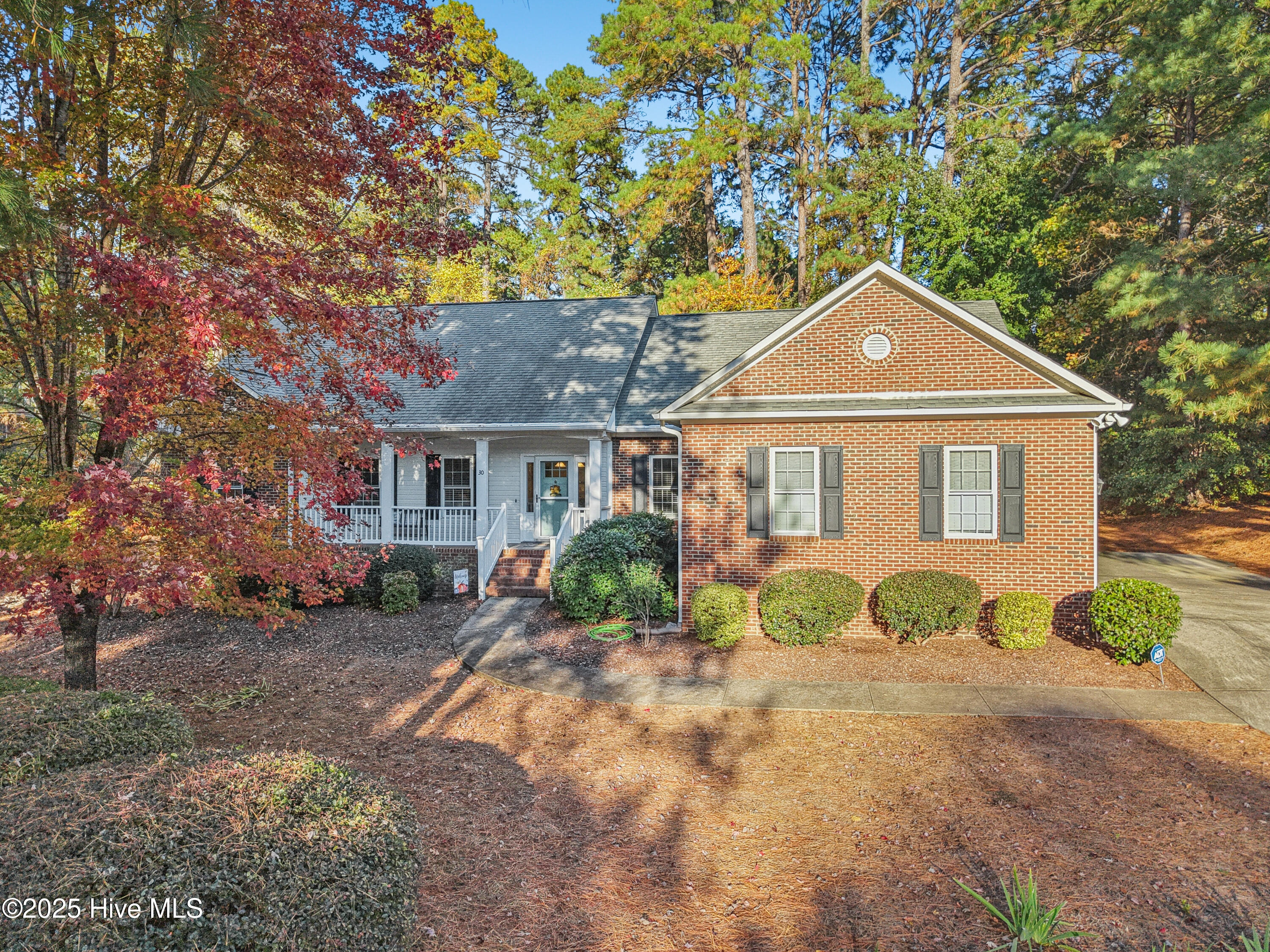 30 Kingswood Circle
