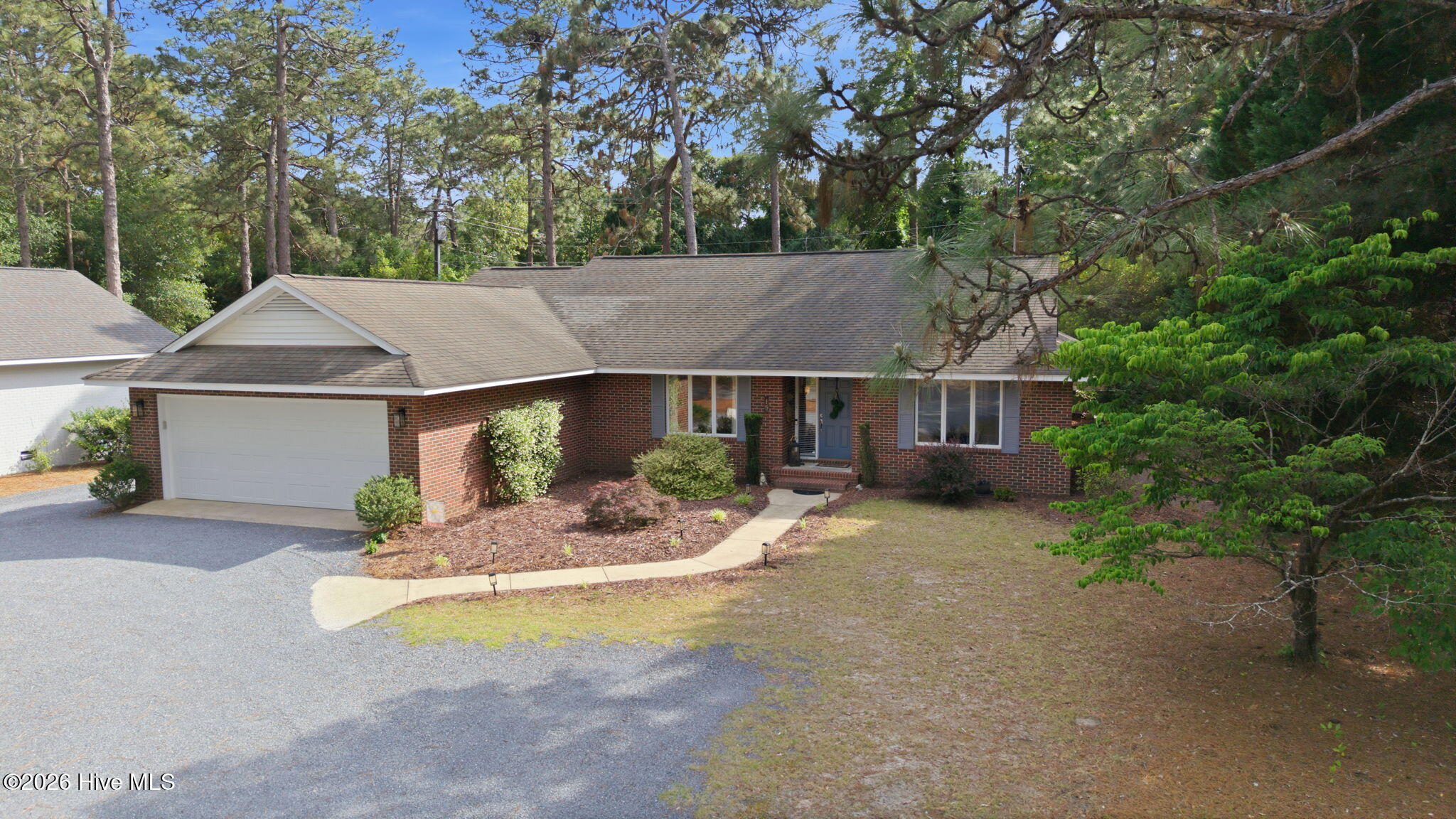 15 Mcleod Road