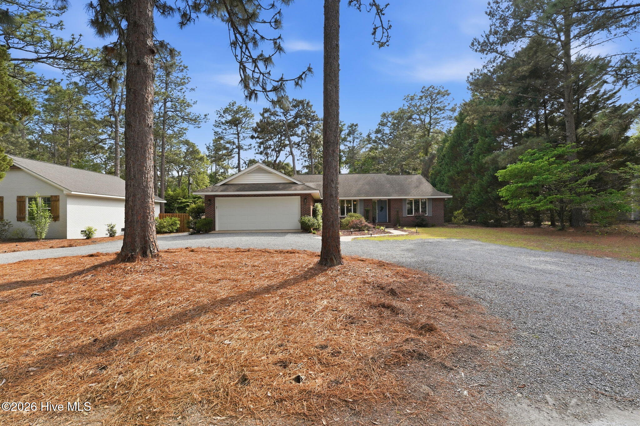 15 Mcleod Road
