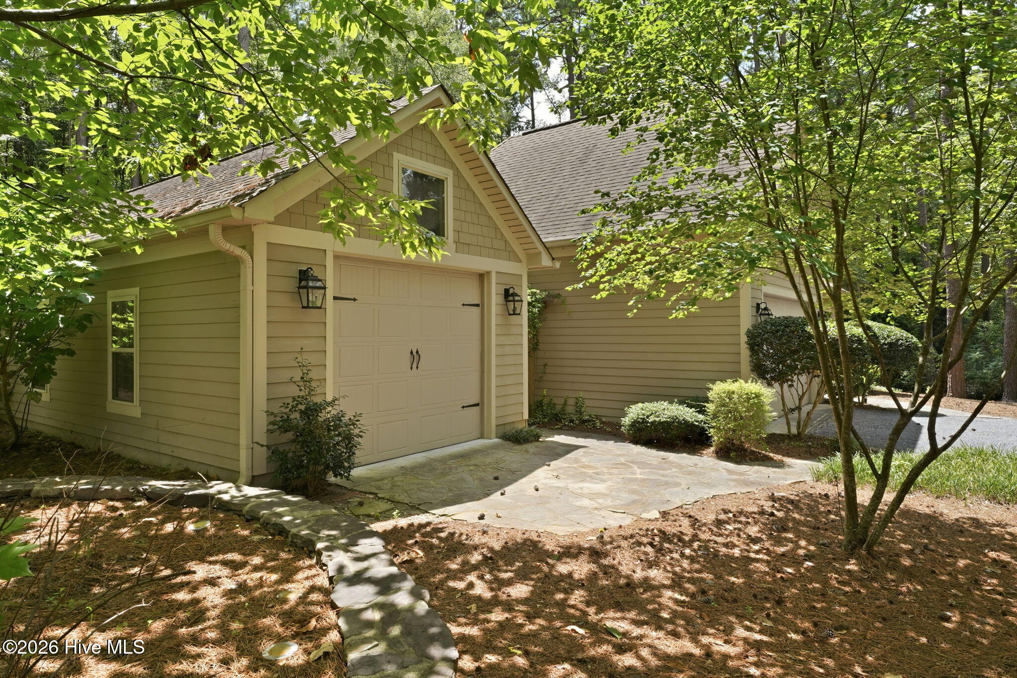 497 Clearfield Lane E