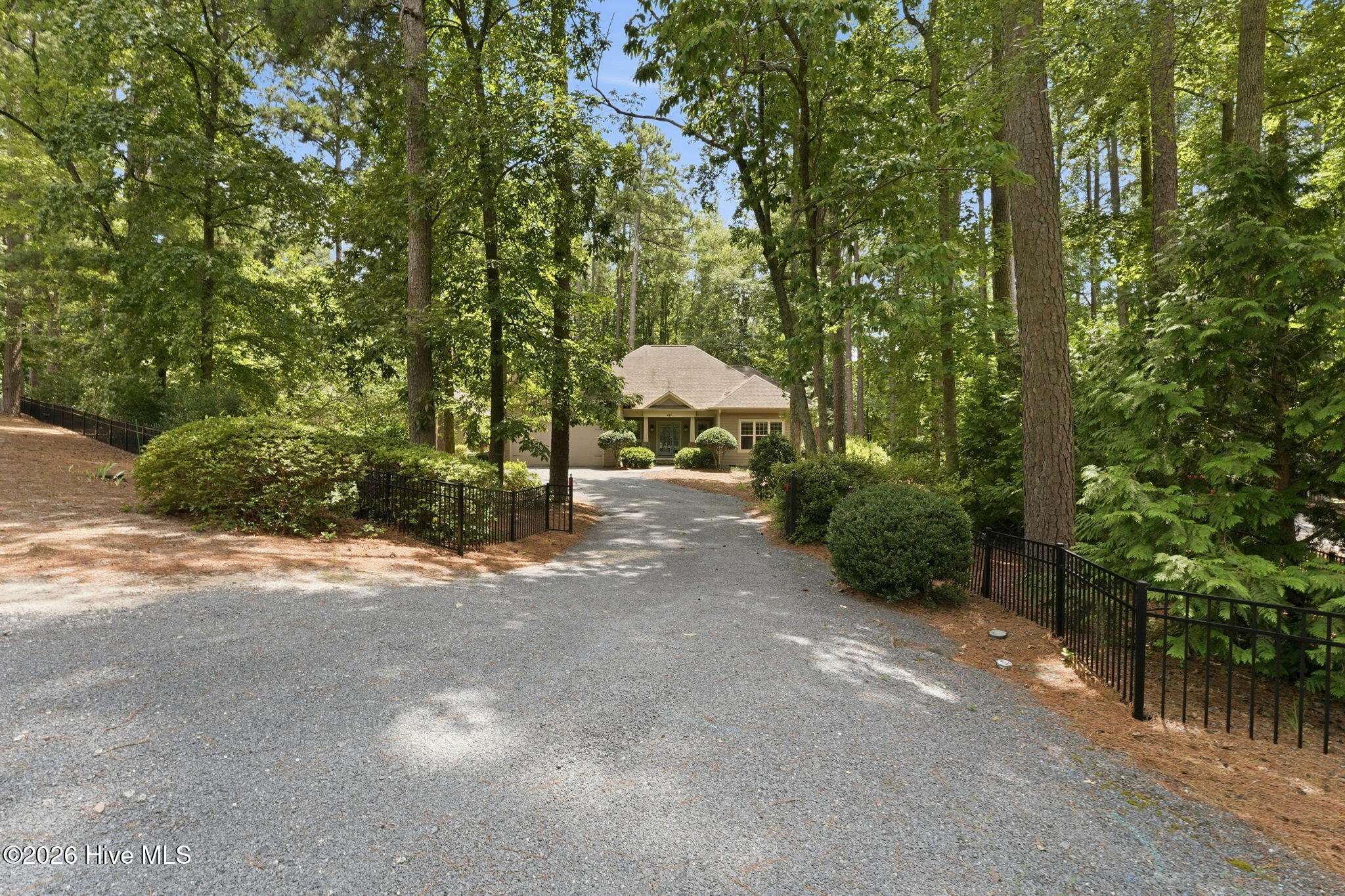 497 Clearfield Lane E