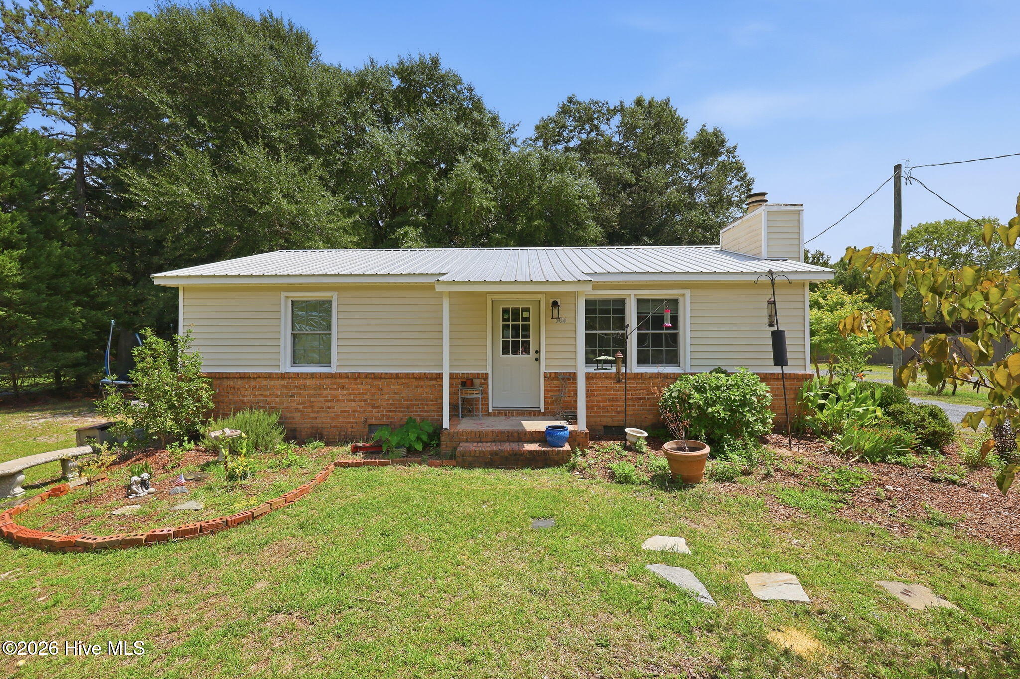 304 Archie Road