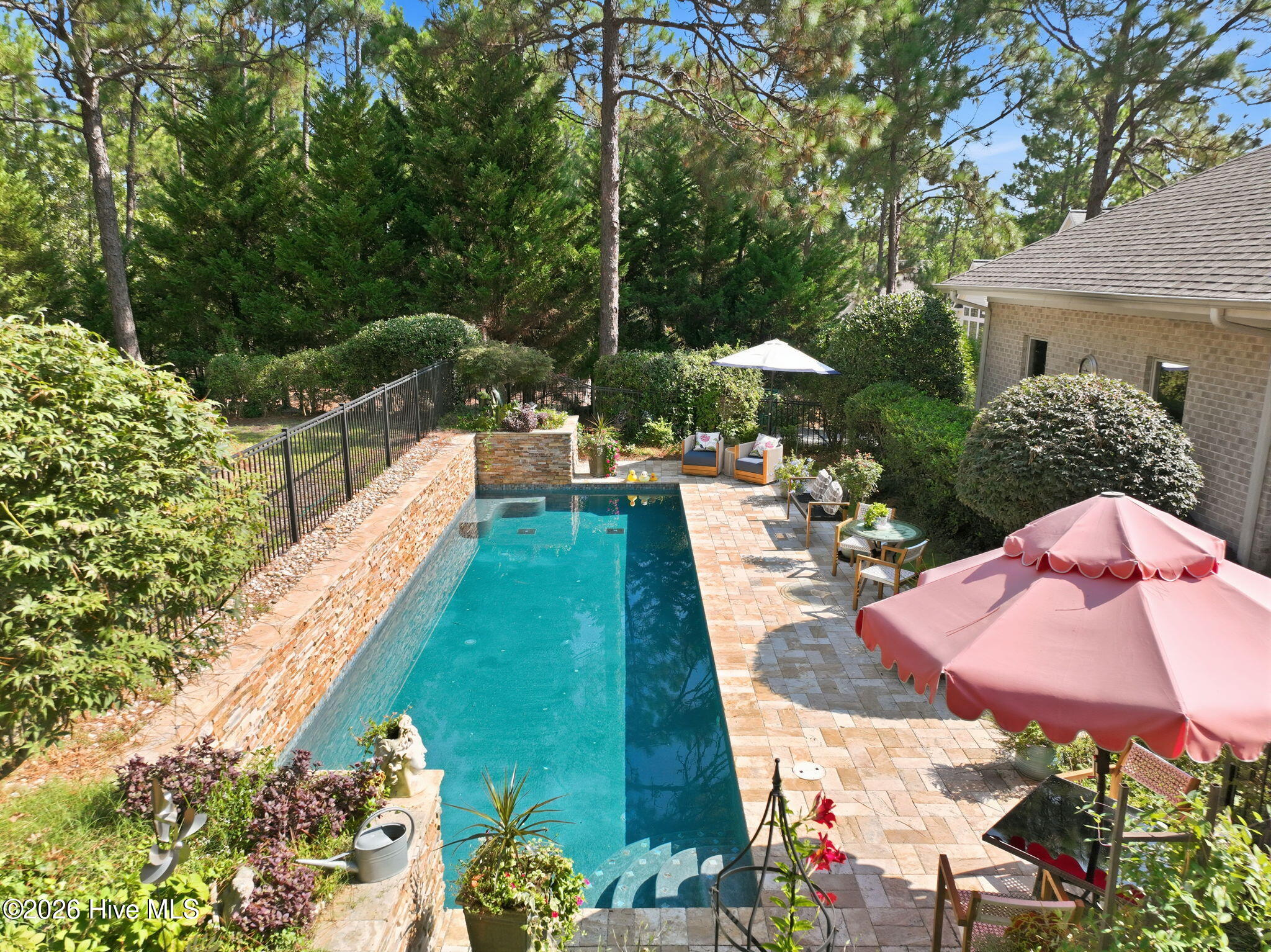 14 Abington Drive