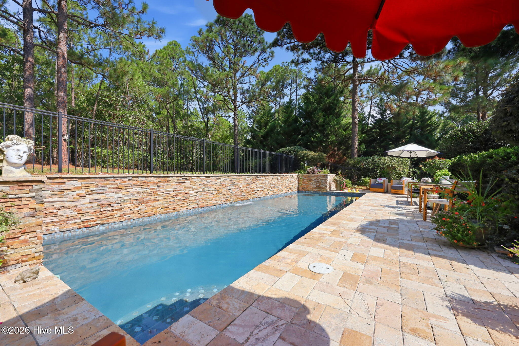 14 Abington Drive