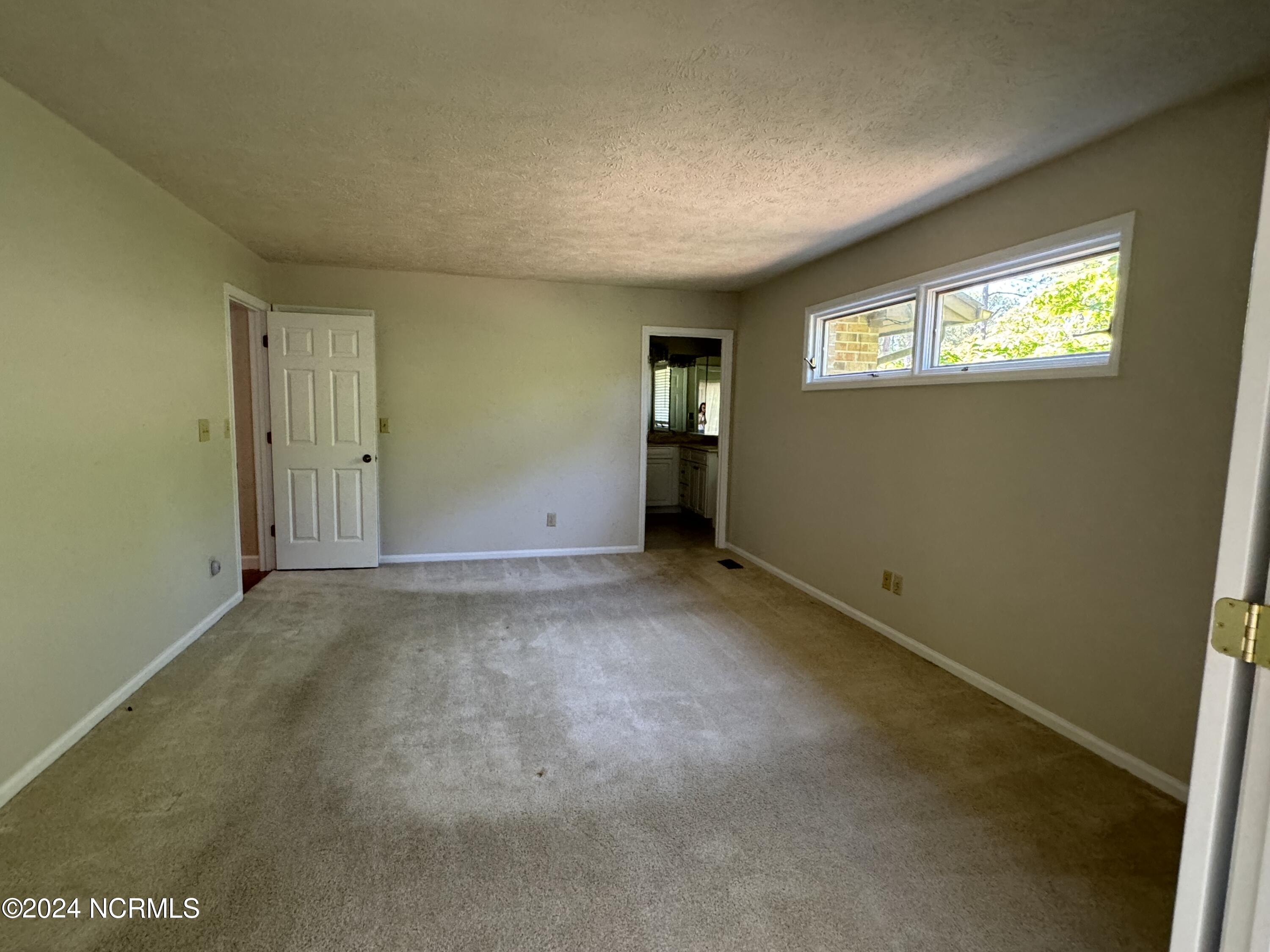 5 Highland Drive