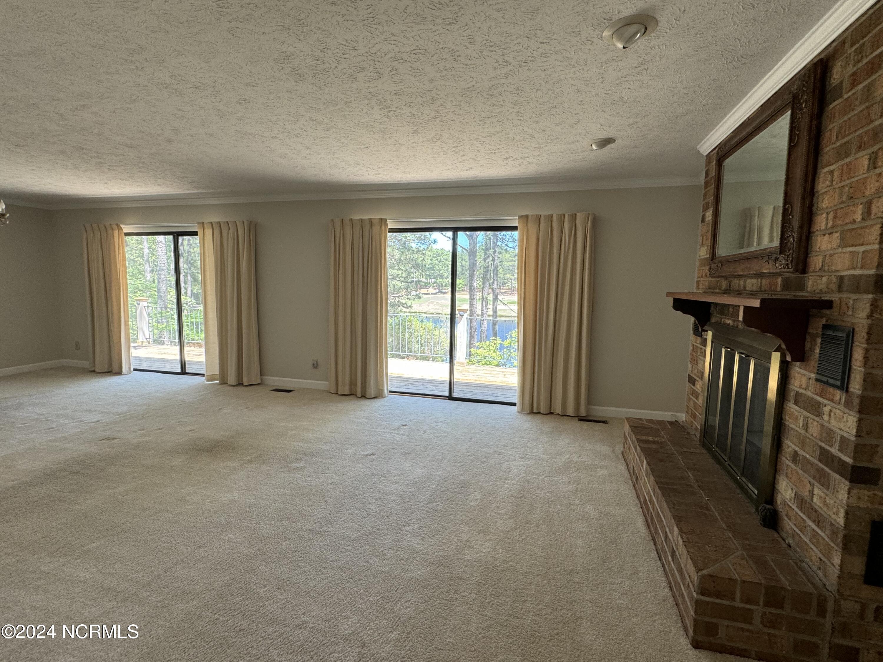 5 Highland Drive