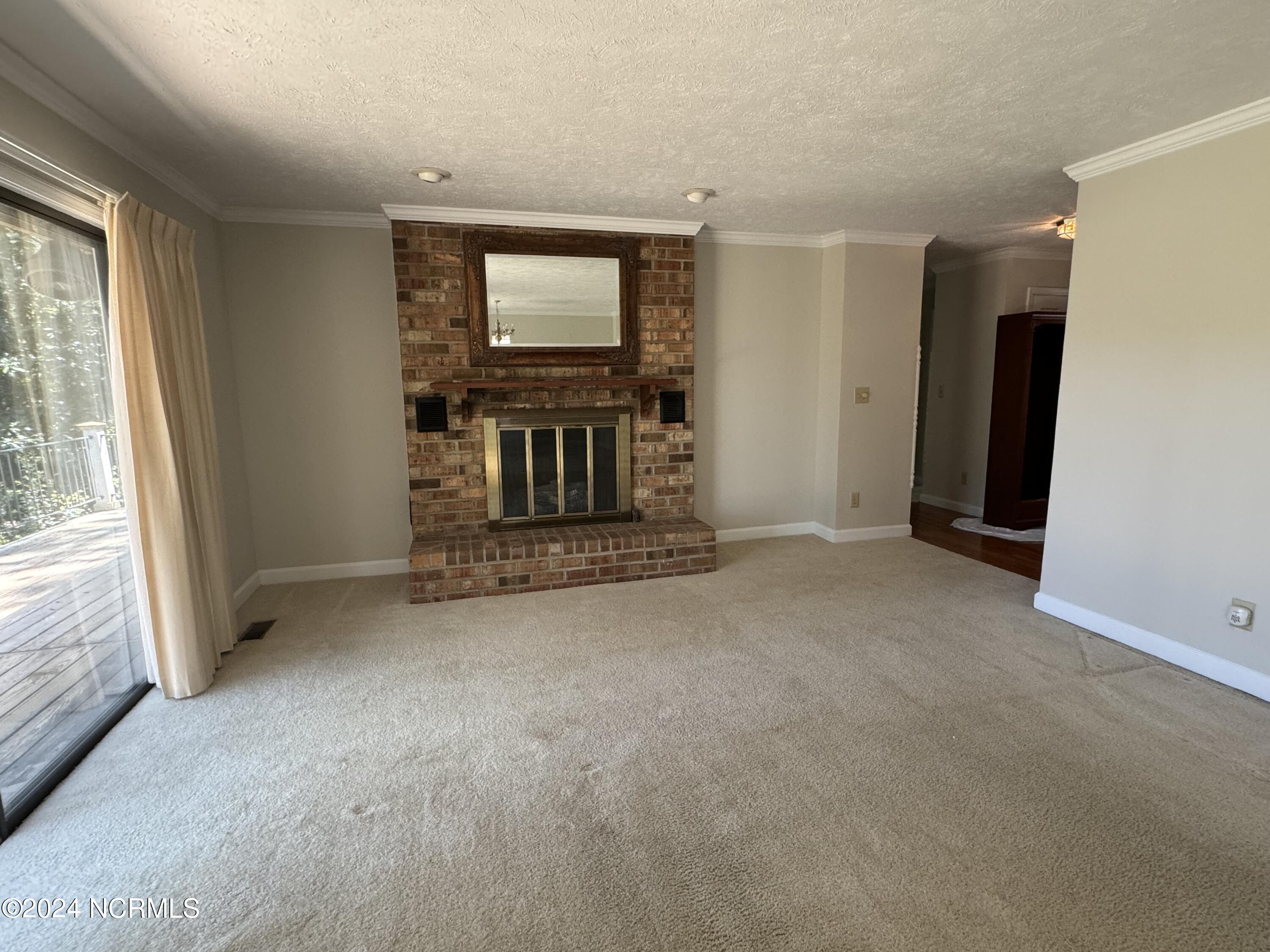 5 Highland Drive