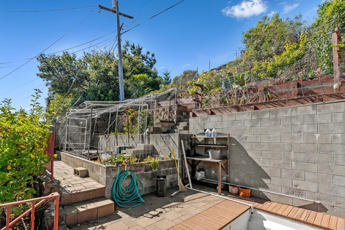 1310 Escalona DR