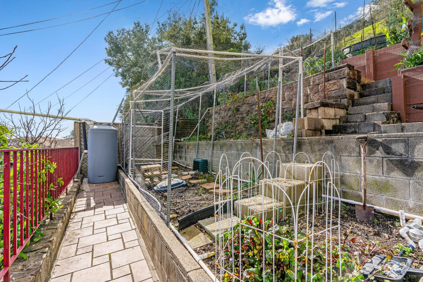 1310 Escalona DR
