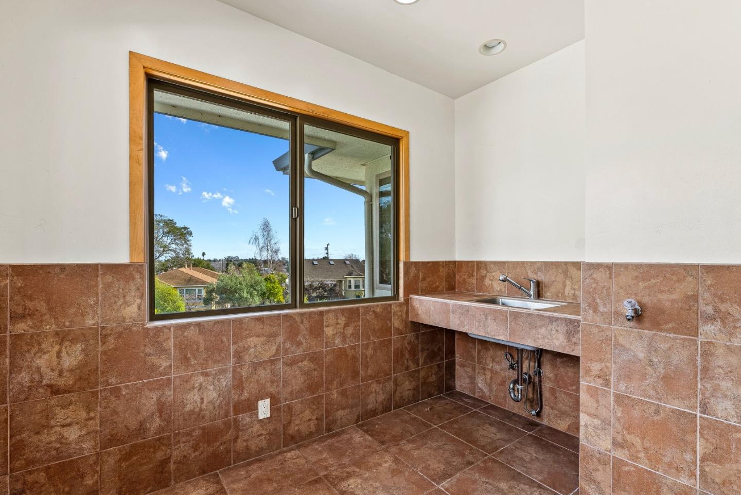 1310 Escalona DR