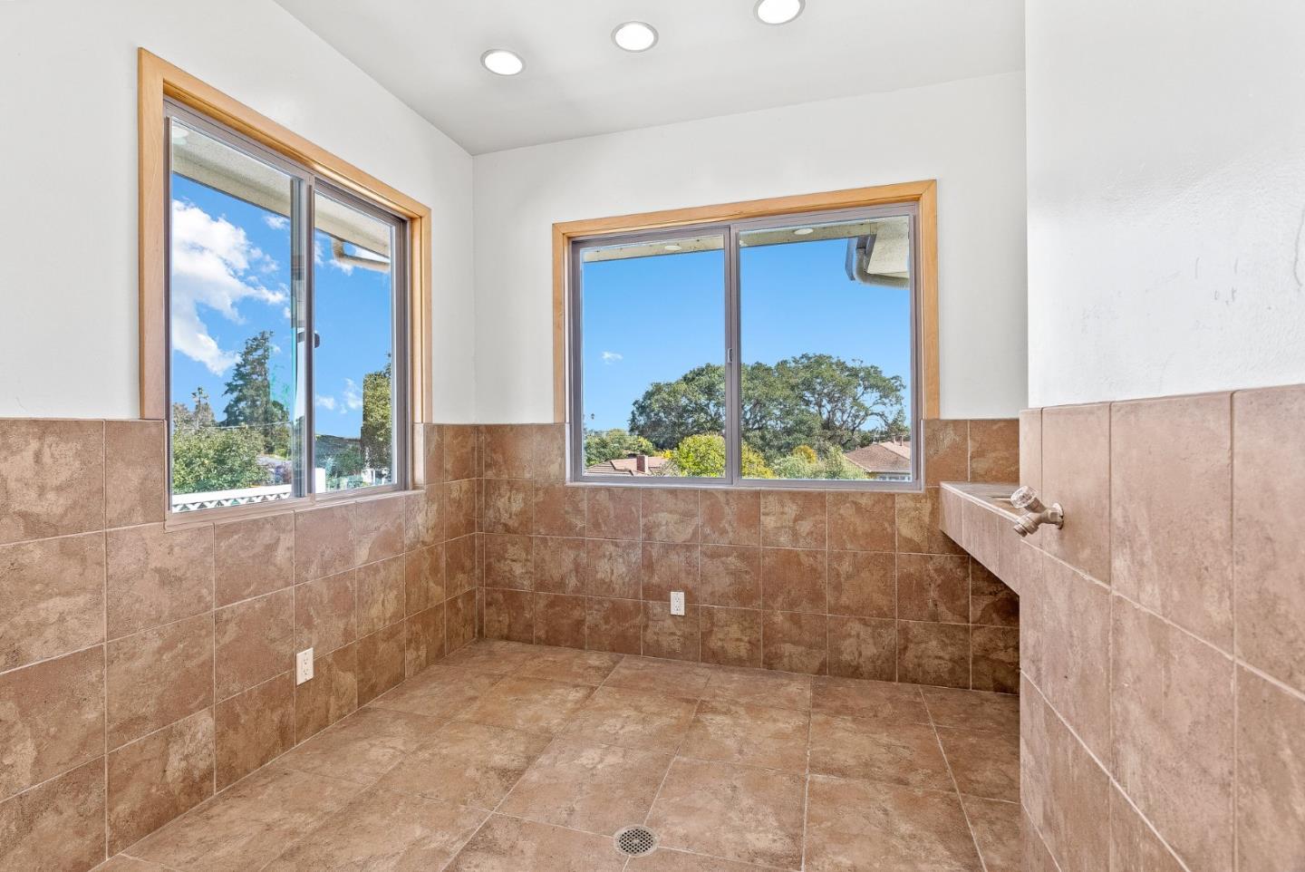 1310 Escalona DR