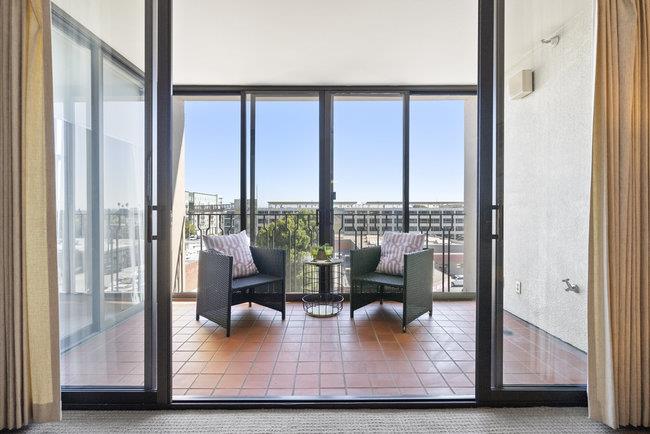 555 Laurel AVE 429