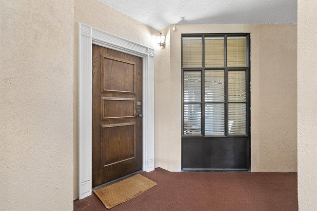 555 Laurel AVE 429