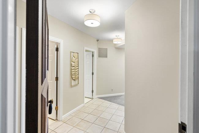 555 Laurel AVE 429