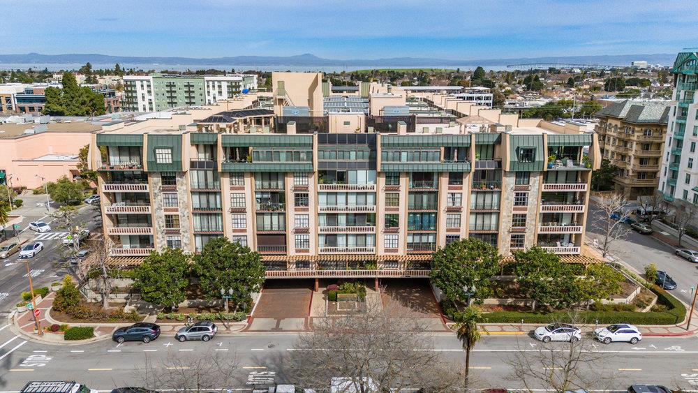 555 Laurel AVE 123