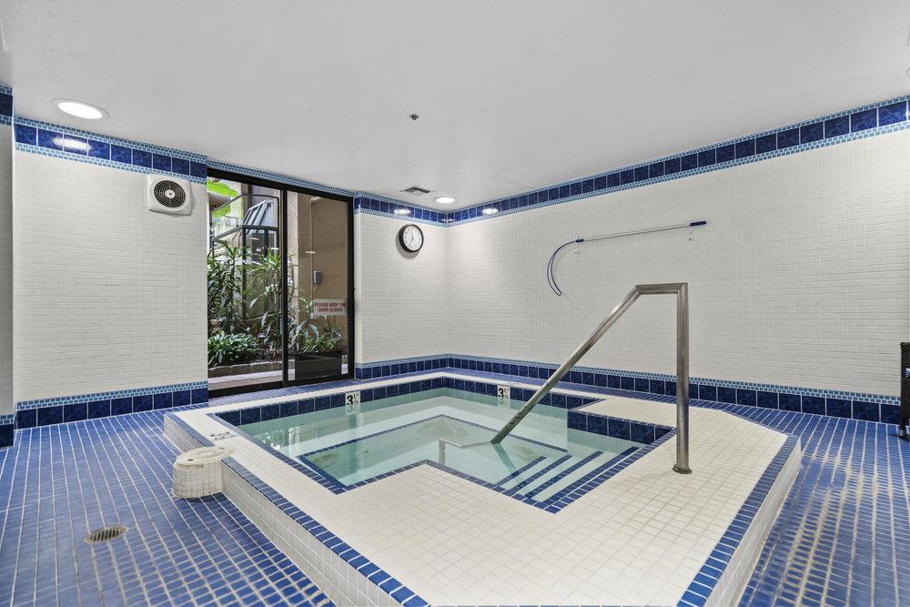 555 Laurel AVE 123