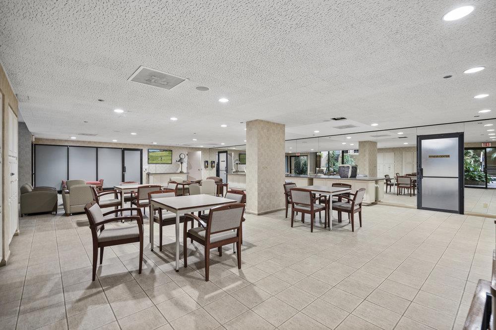 555 Laurel AVE 123