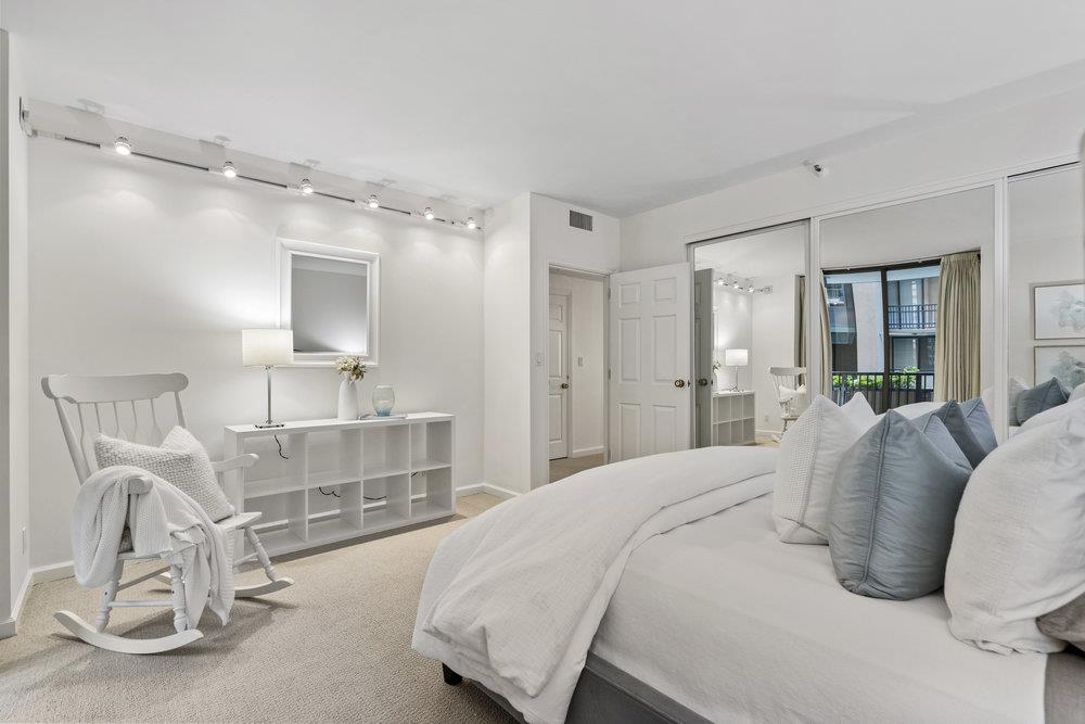 555 Laurel AVE 123