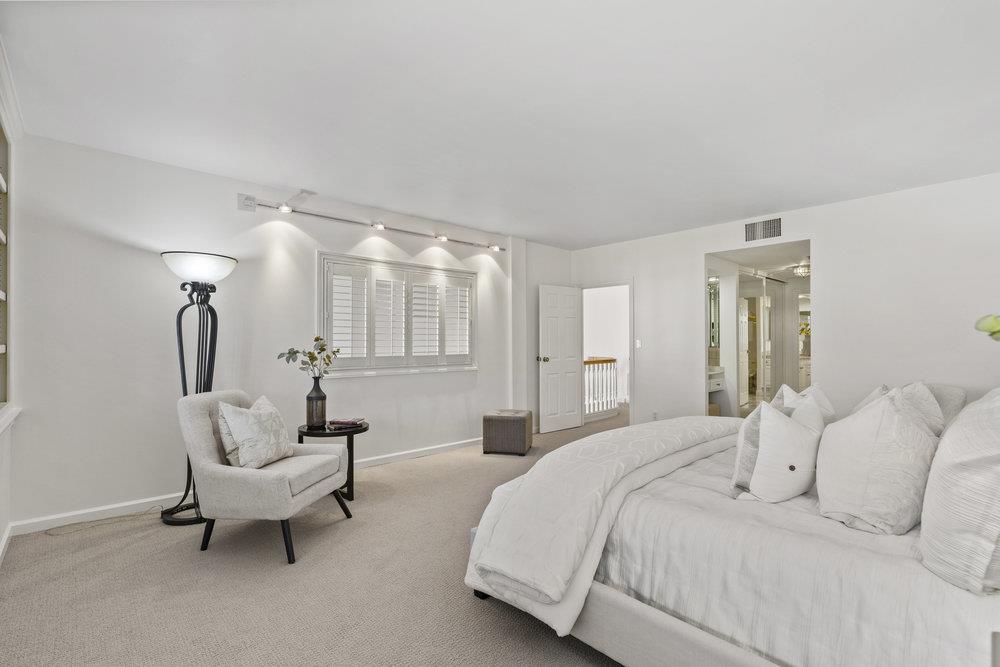 555 Laurel AVE 123
