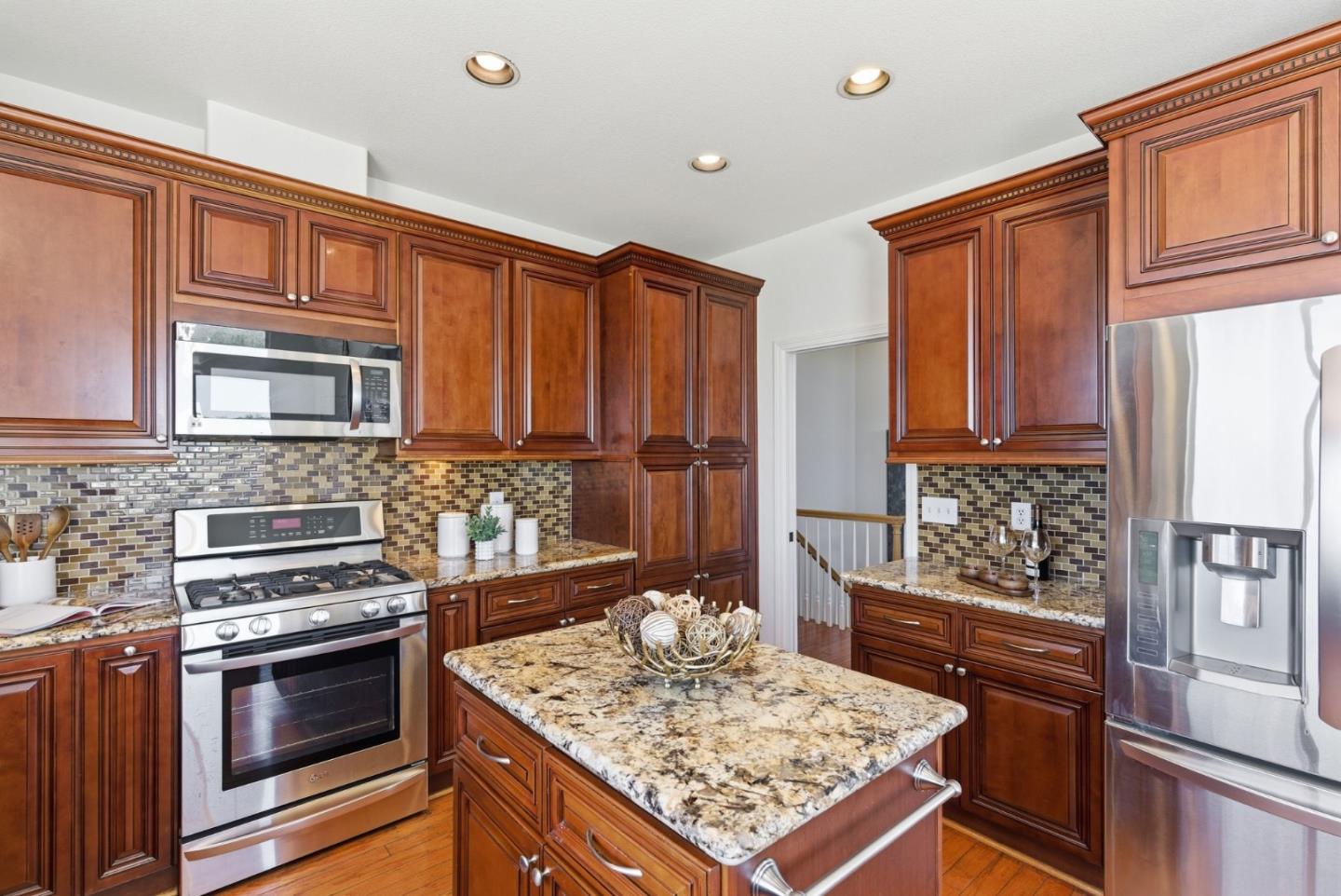 2545 Fox Ridge Drive