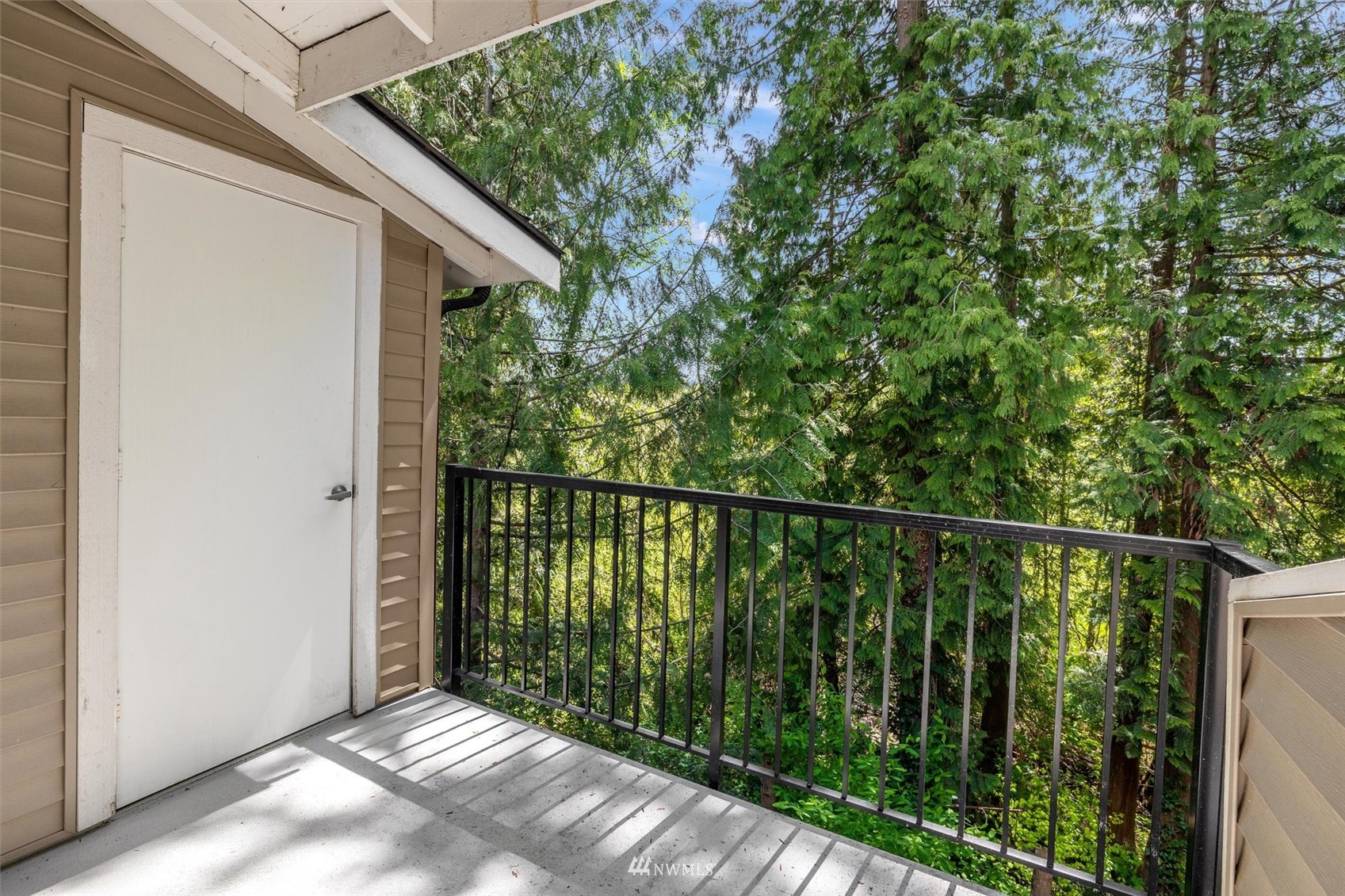 11227 NE 128th Street Unit: I302