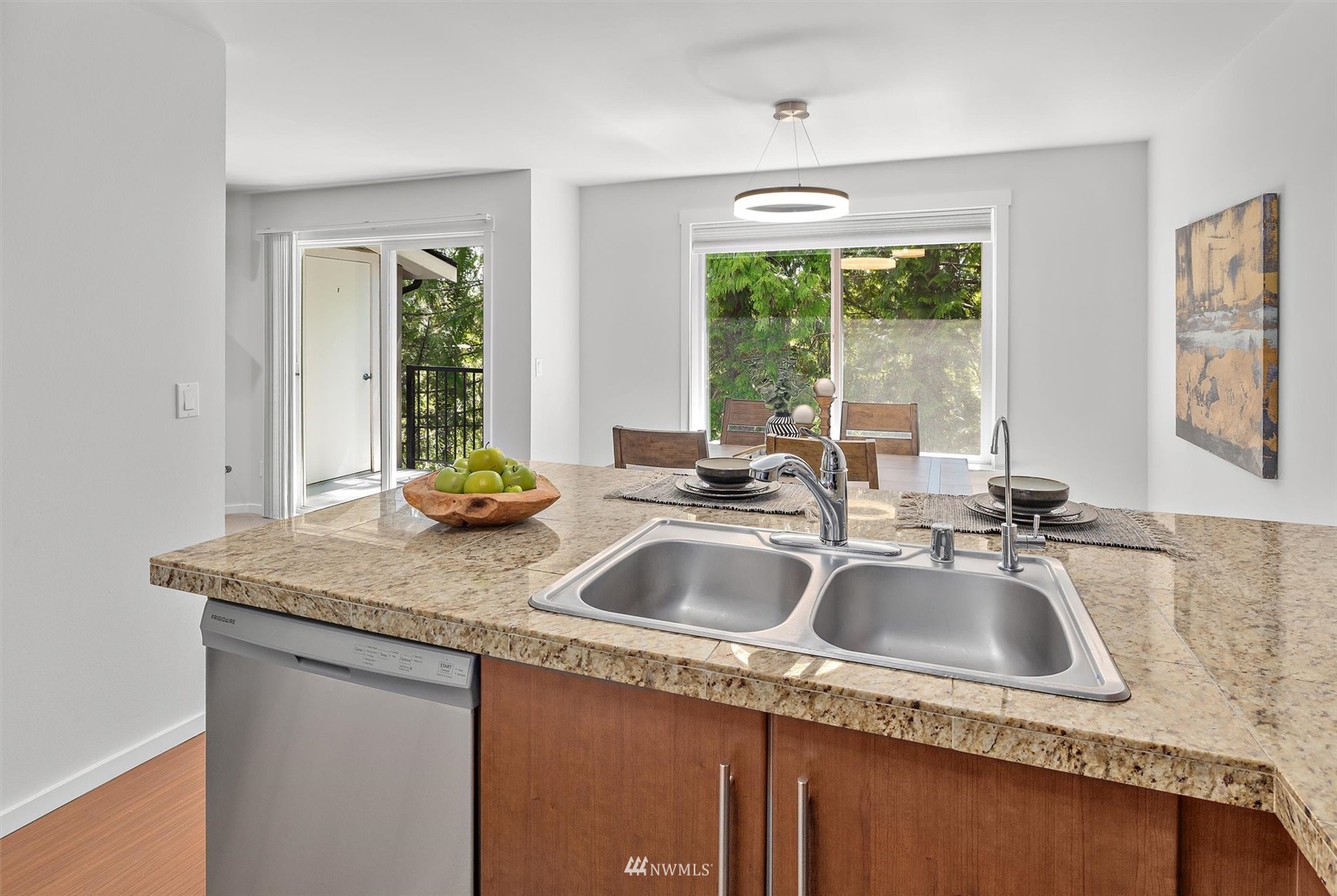 11227 NE 128th Street Unit: I302