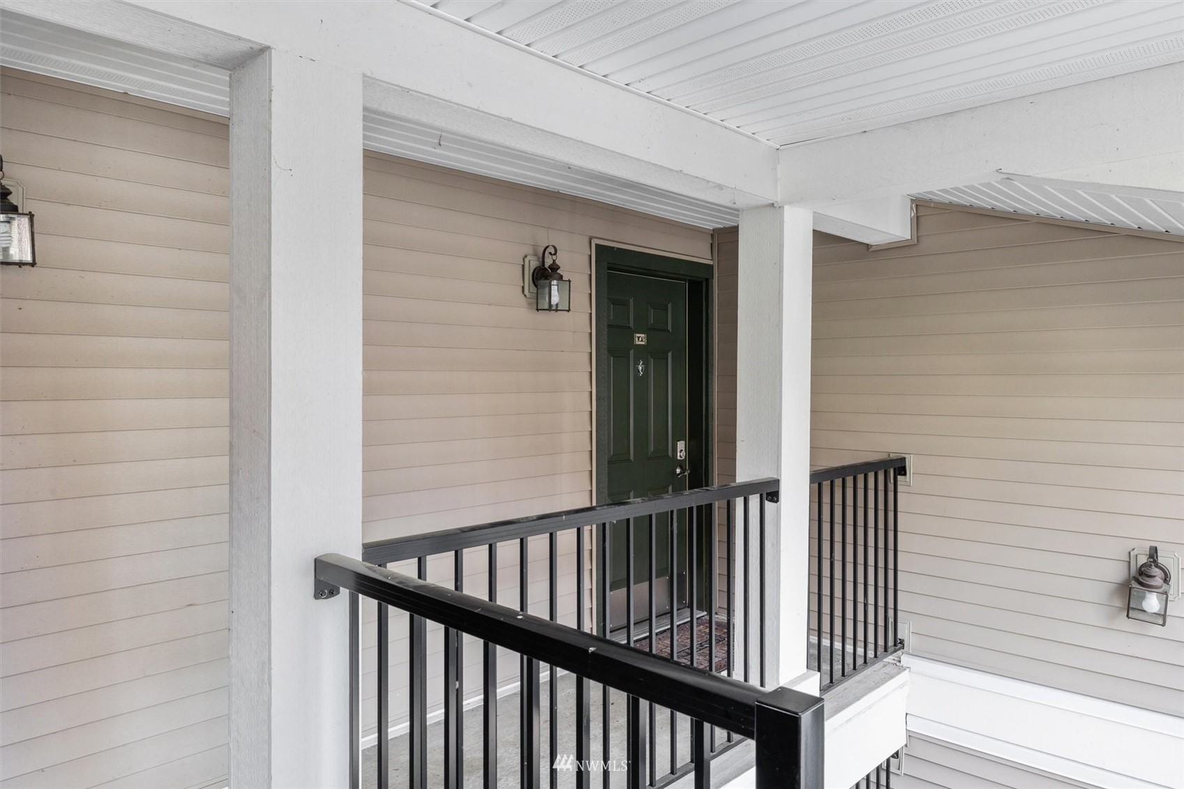 11227 NE 128th Street Unit: I302