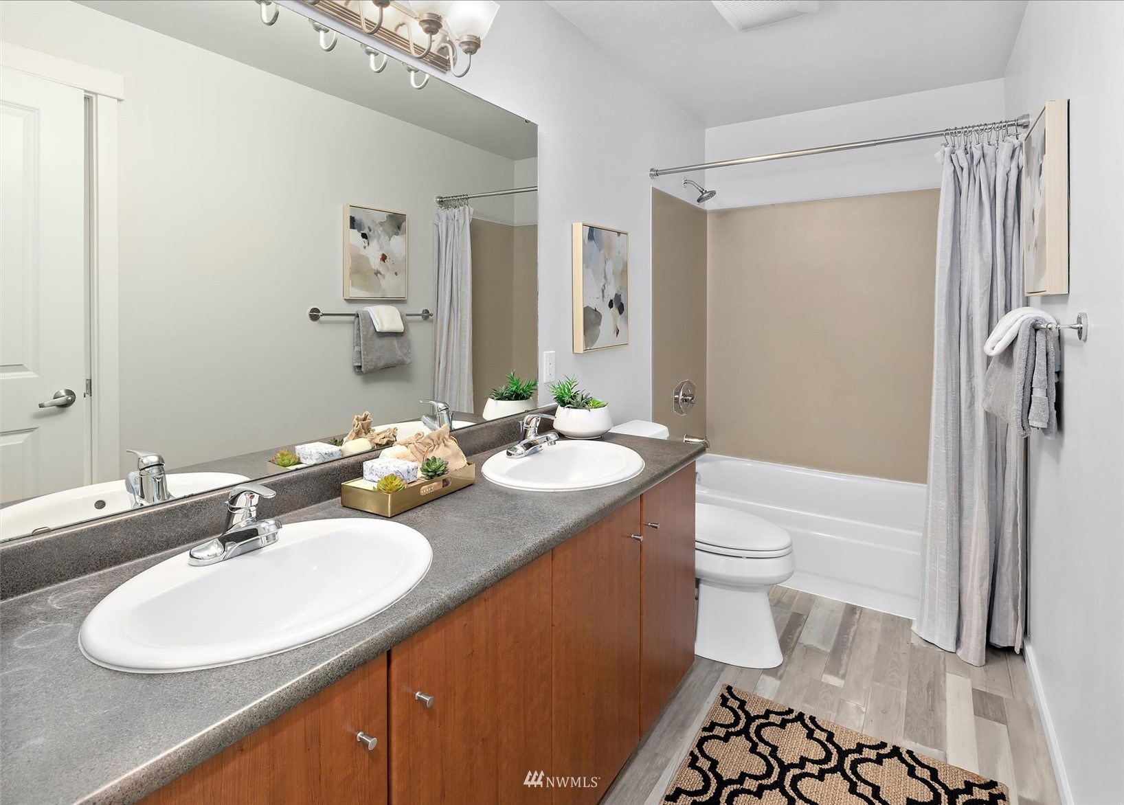 11227 NE 128th Street Unit: I302