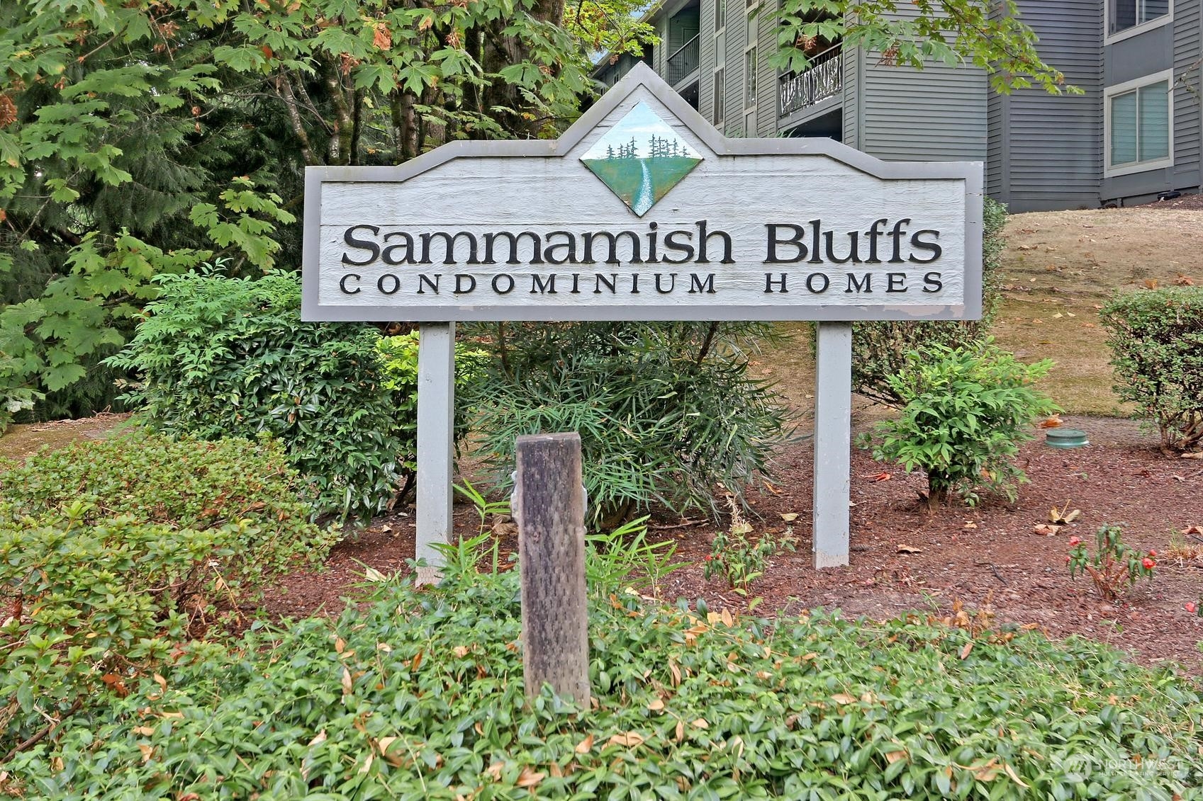 4717 W Lake Sammamish Parkway Unit: C101