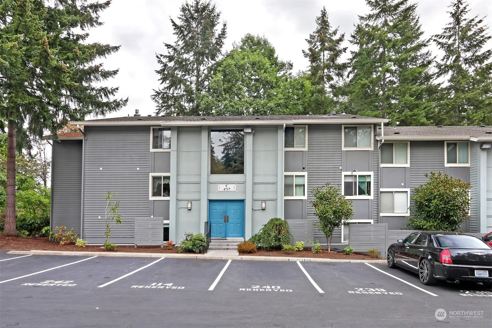 4717 W Lake Sammamish Parkway Unit: C101