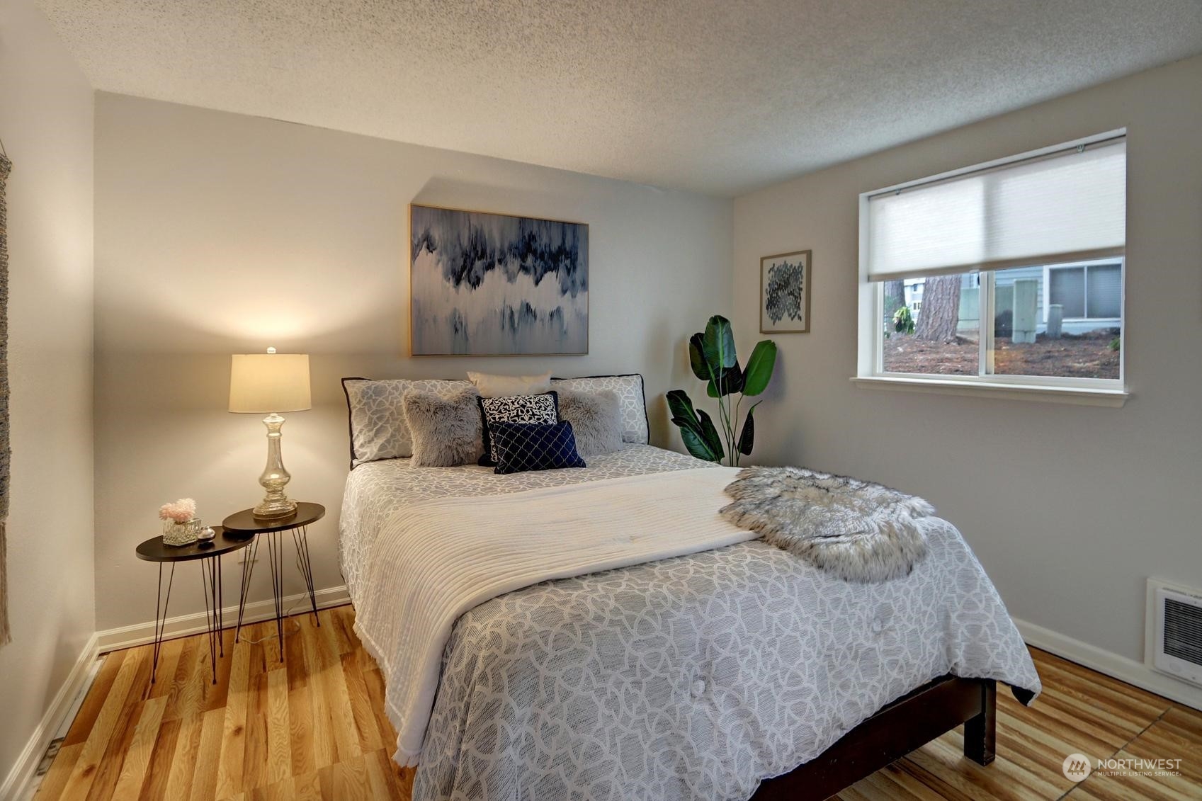 4717 W Lake Sammamish Parkway Unit: C101