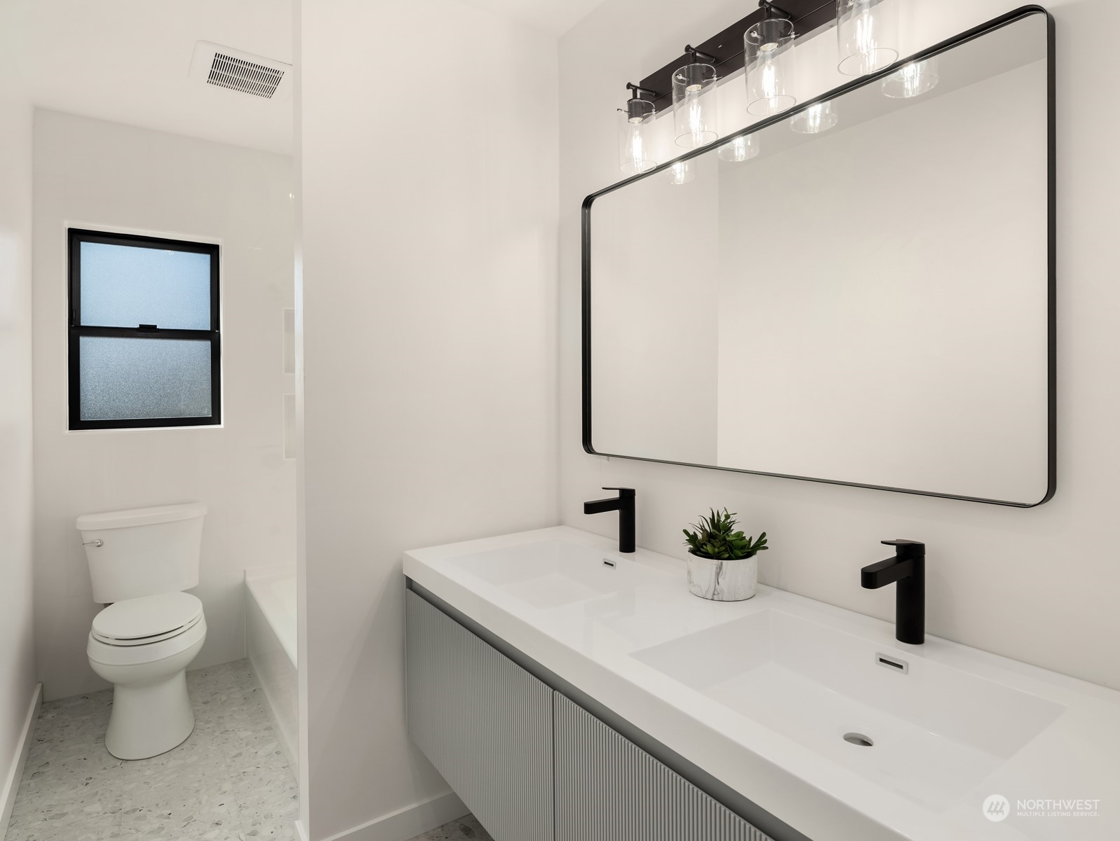 12341 93rd Avenue NE