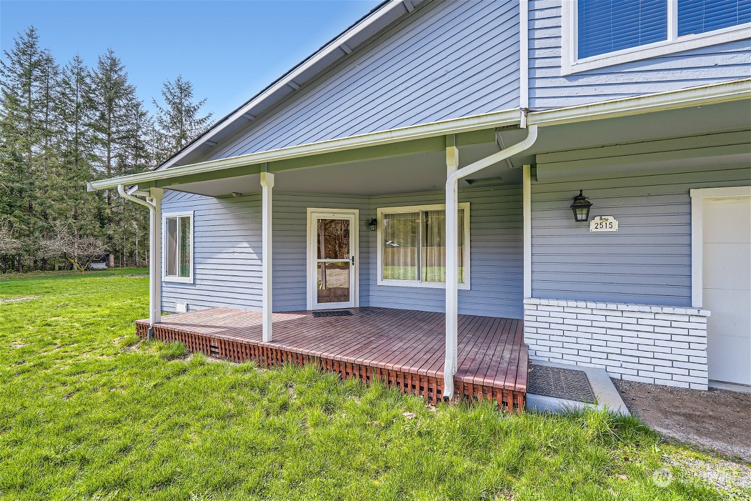 2515 323rd Avenue NE